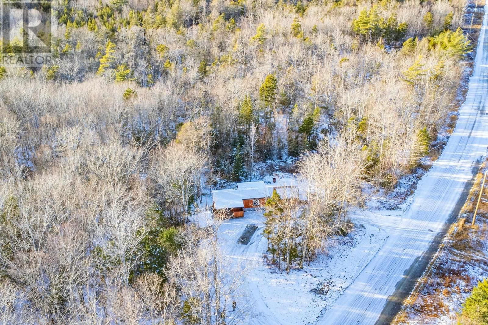 1110 MARGO ROAD Image 19