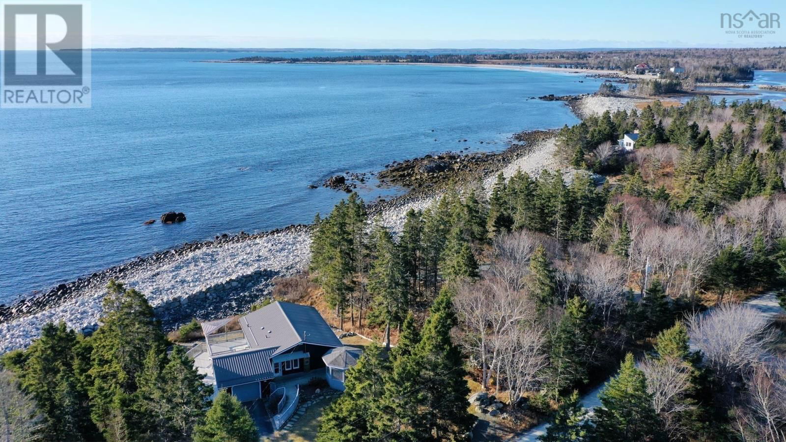 76 EDGEWATER DRIVE Image 1