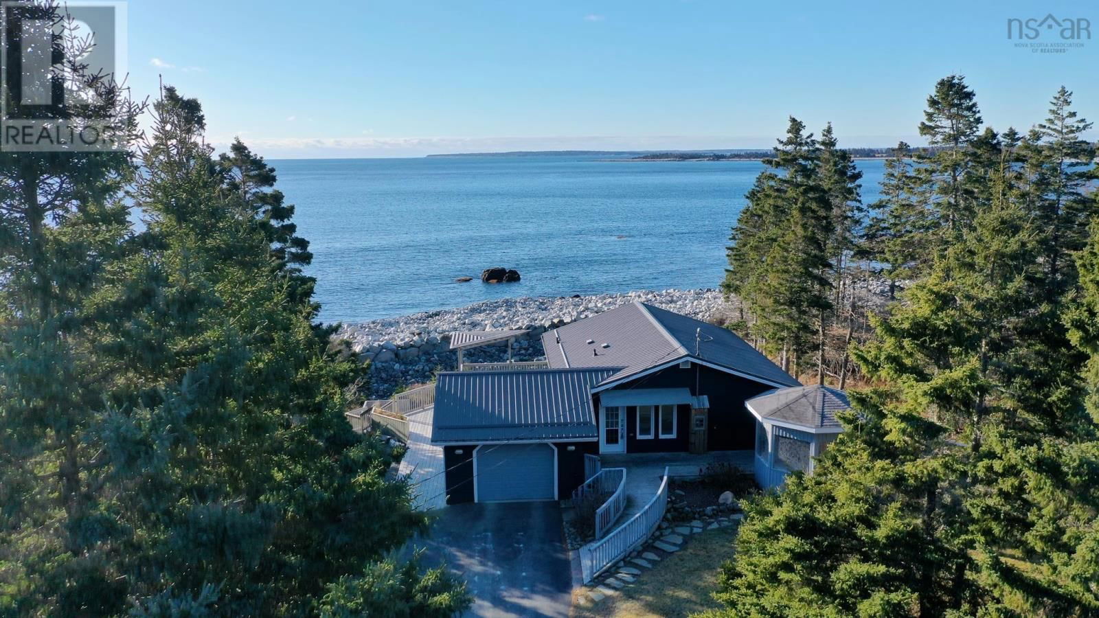 76 EDGEWATER DRIVE Image 2