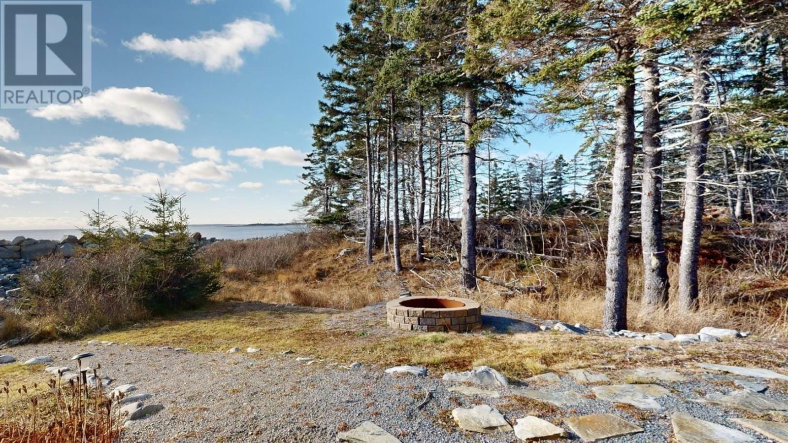 76 EDGEWATER DRIVE Image 37