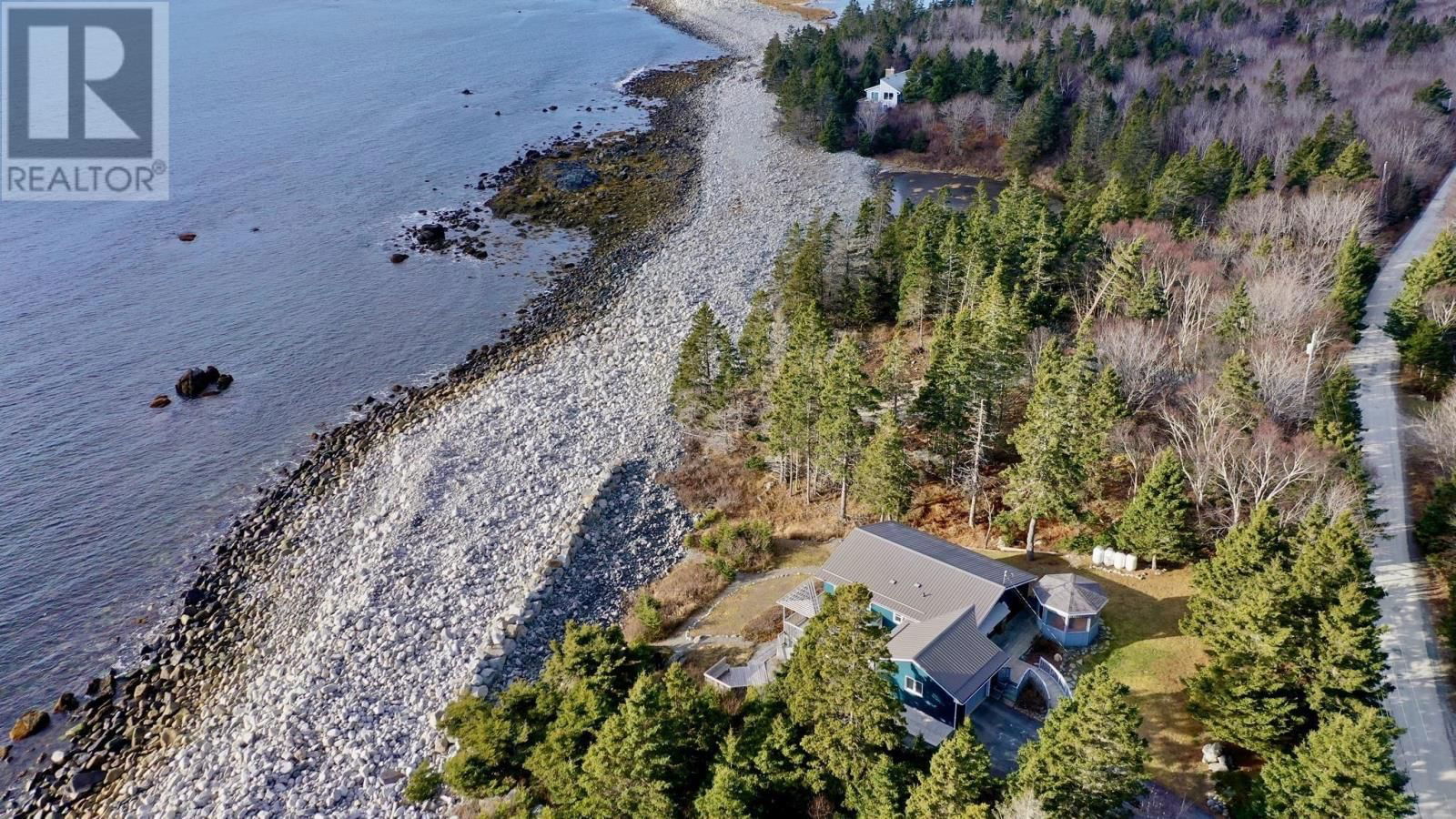76 EDGEWATER DRIVE Image 38