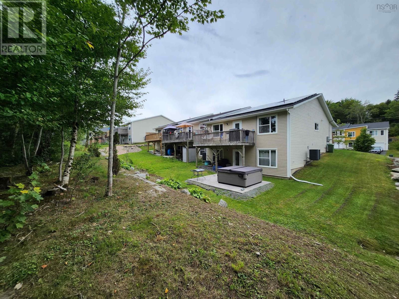 22 Crossfield Ridge Image 20