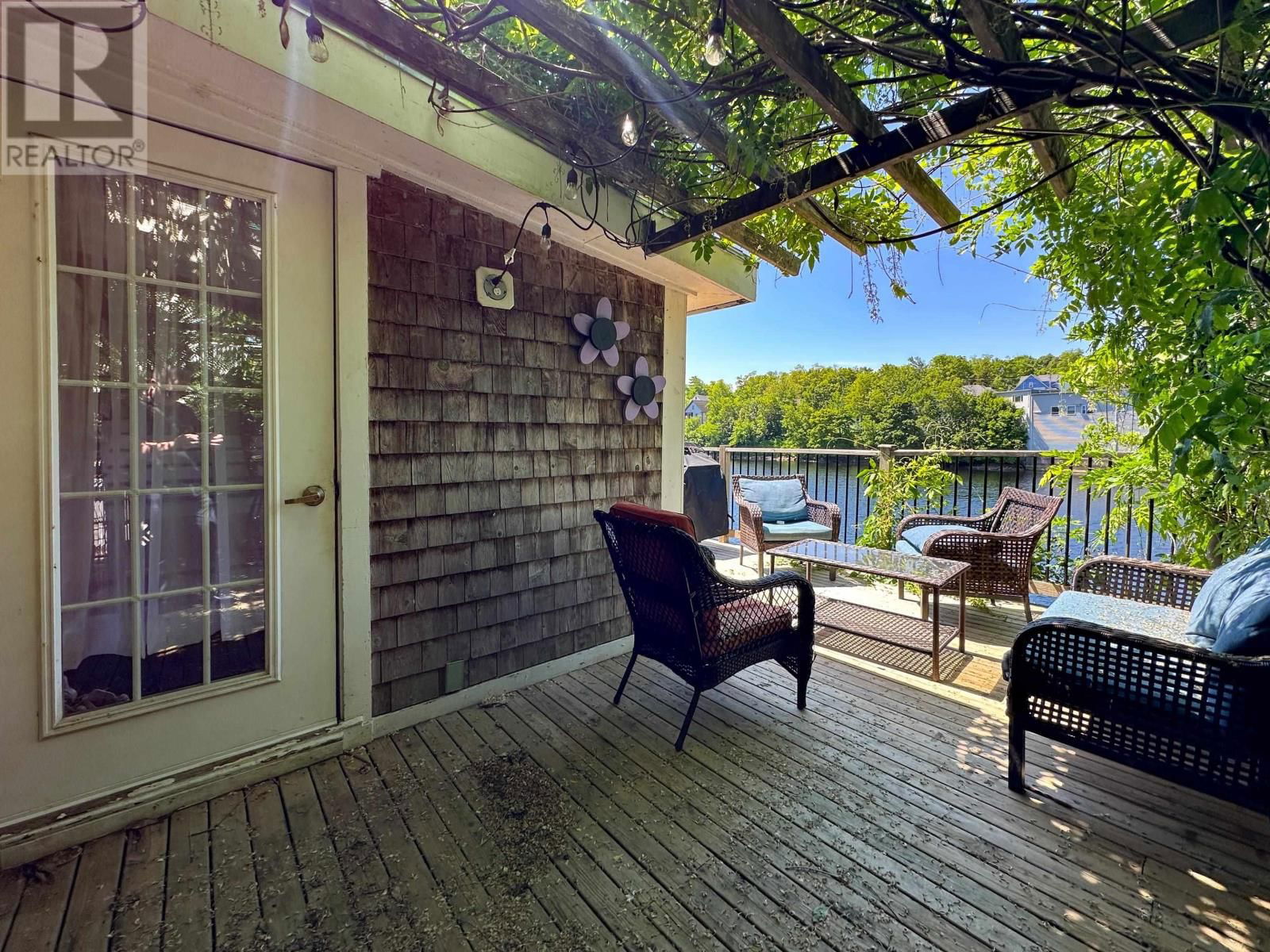 553 LAHAVE STREET Image 3