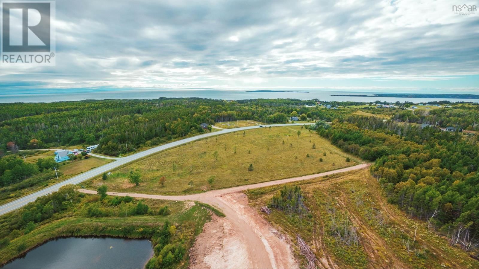 24-3 BLUE GOOSE DRIVE Image 17