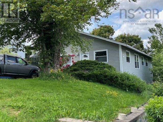 81 FREDERICK AVENUE Image 5