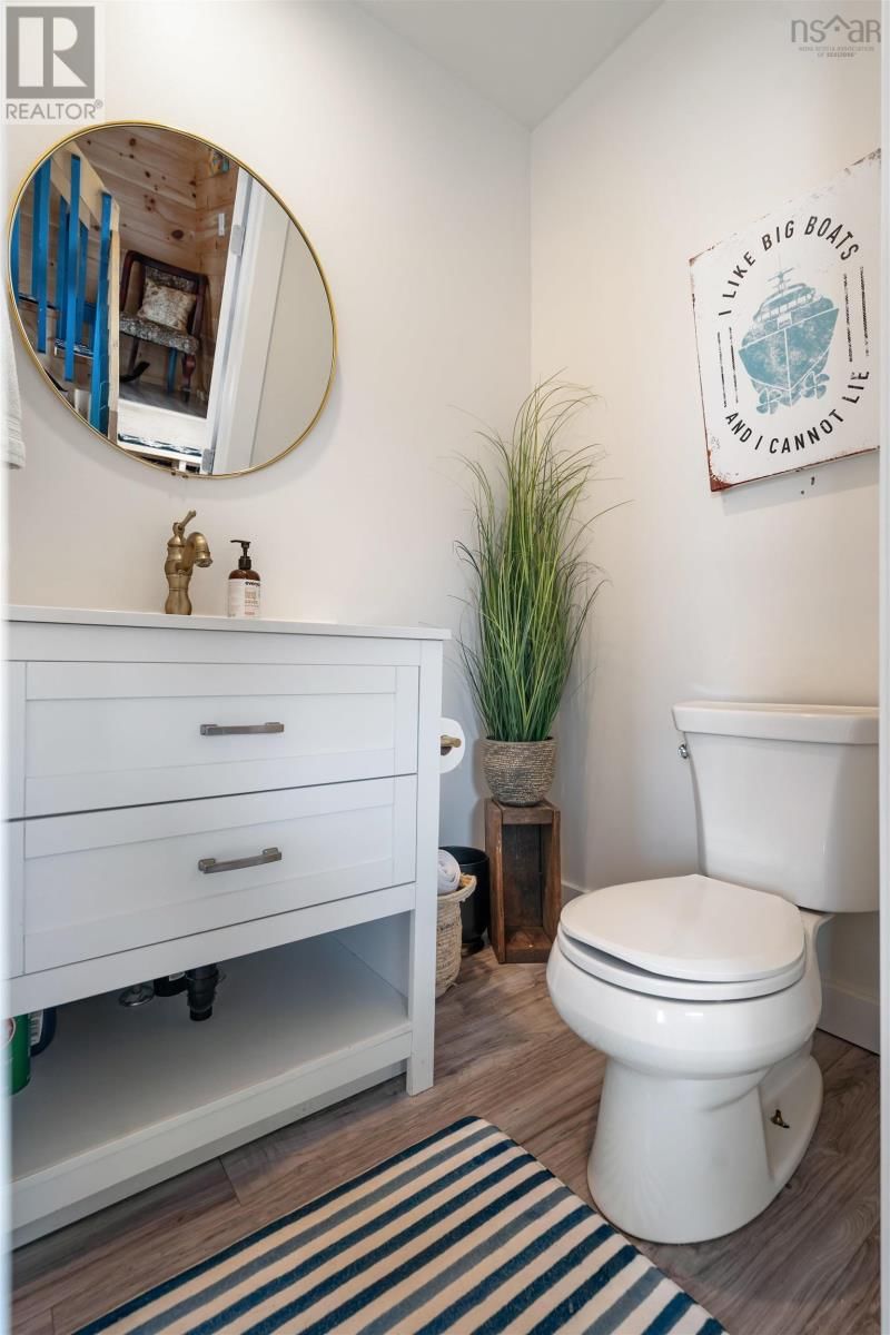 1355 BLUE SEA ROAD Image 24