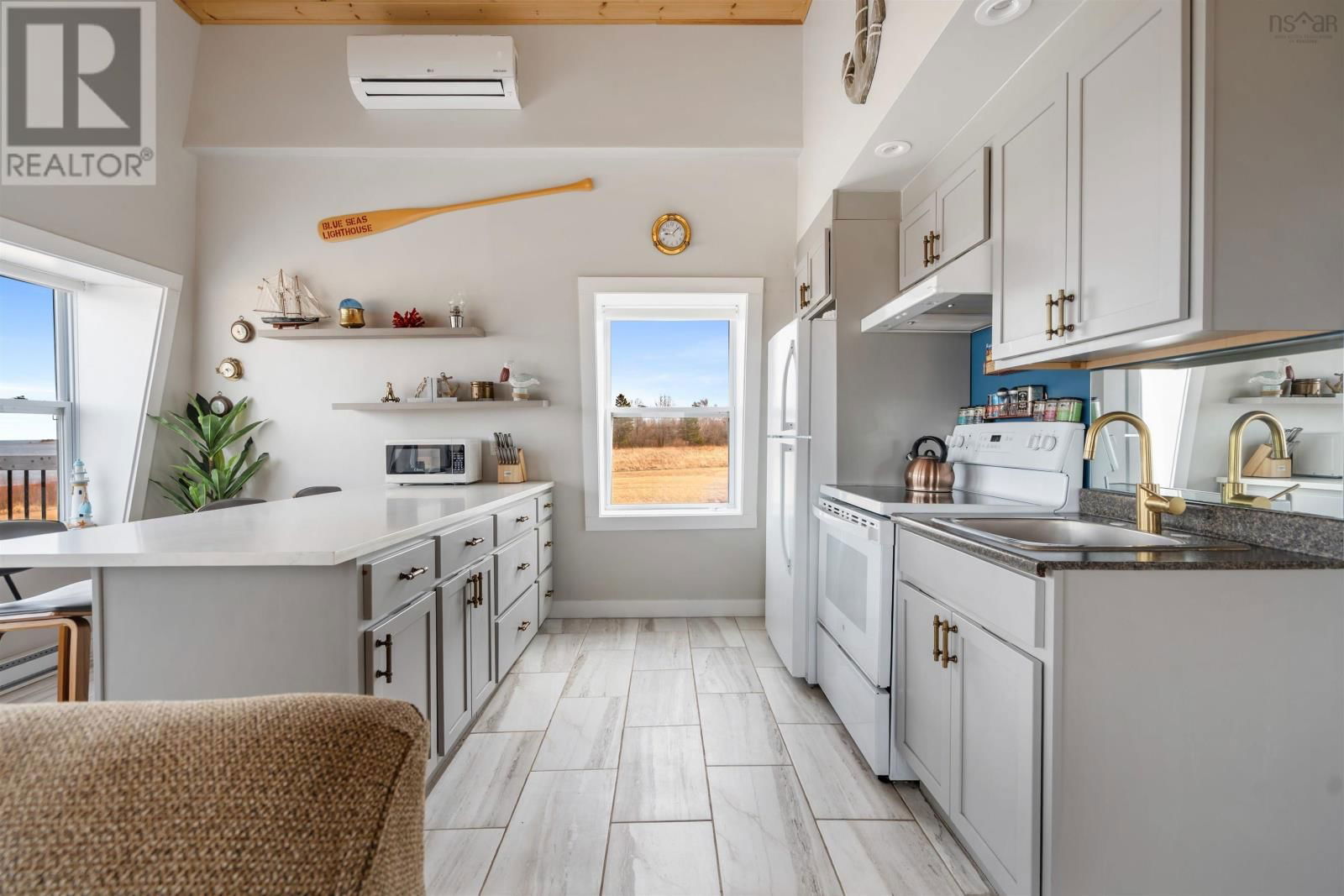 1355 BLUE SEA ROAD Image 3