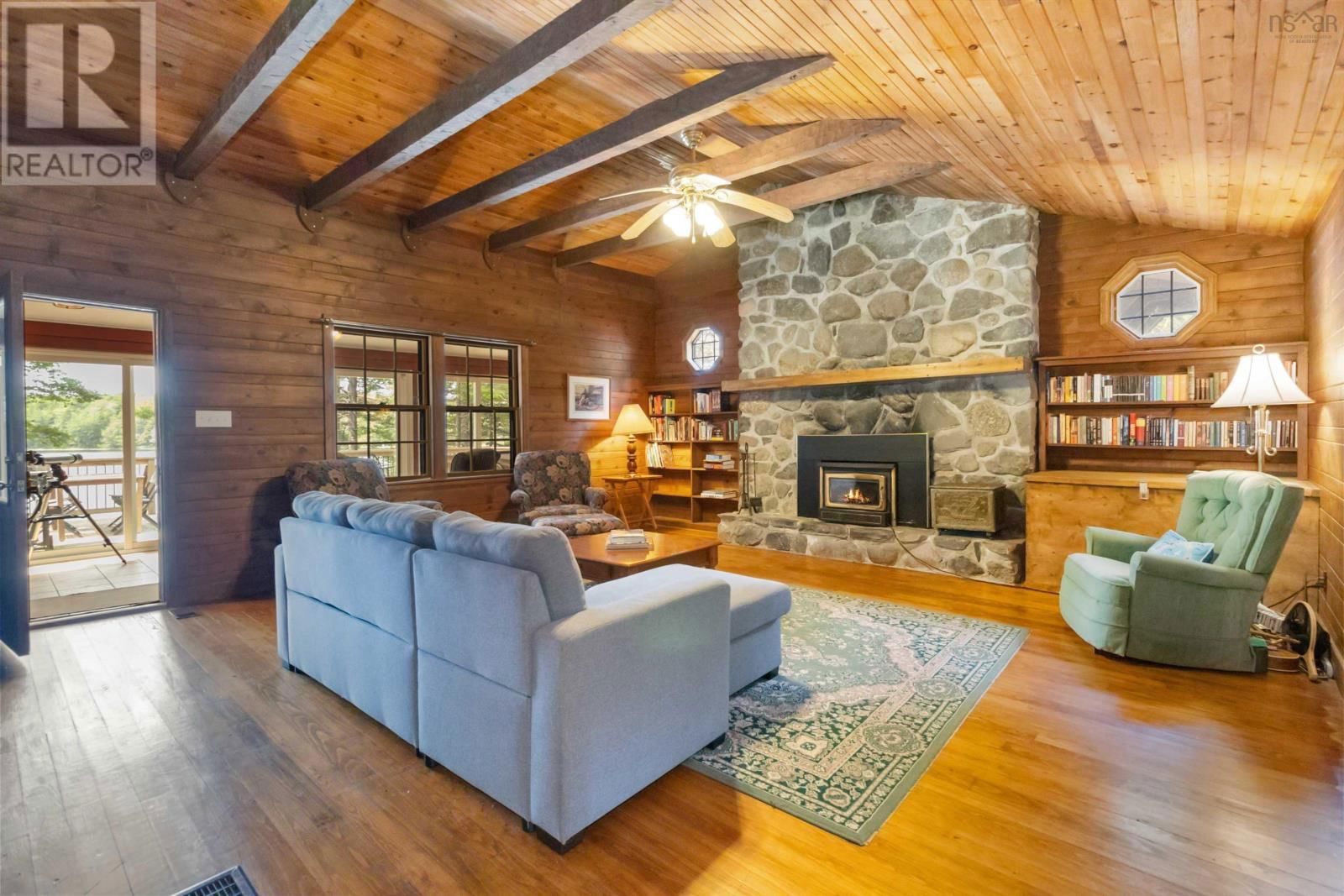 161 BEAVERHOUSE LANE Image 10
