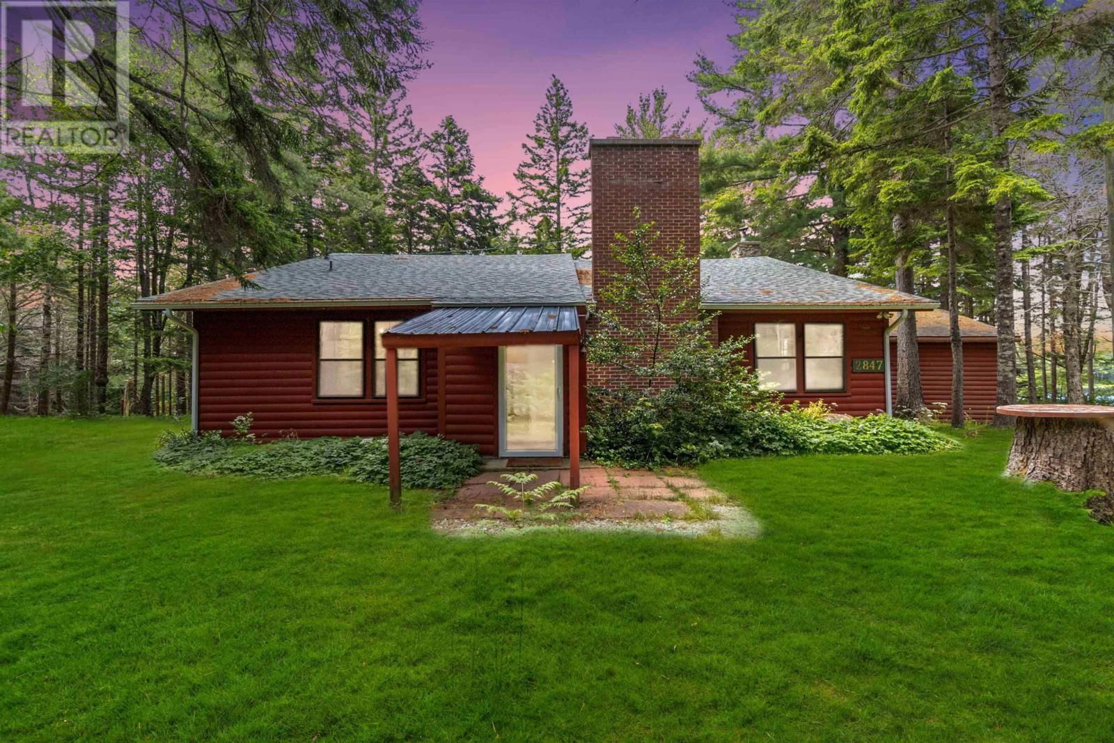 161 BEAVERHOUSE LANE Image 2