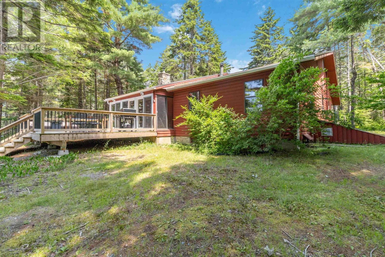 161 BEAVERHOUSE LANE Image 36