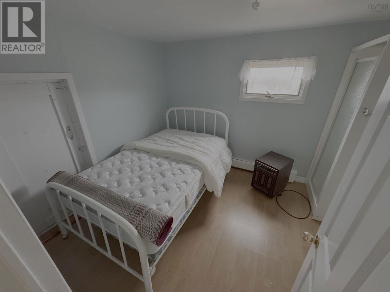 225 LAPOINTE ROAD Image 19