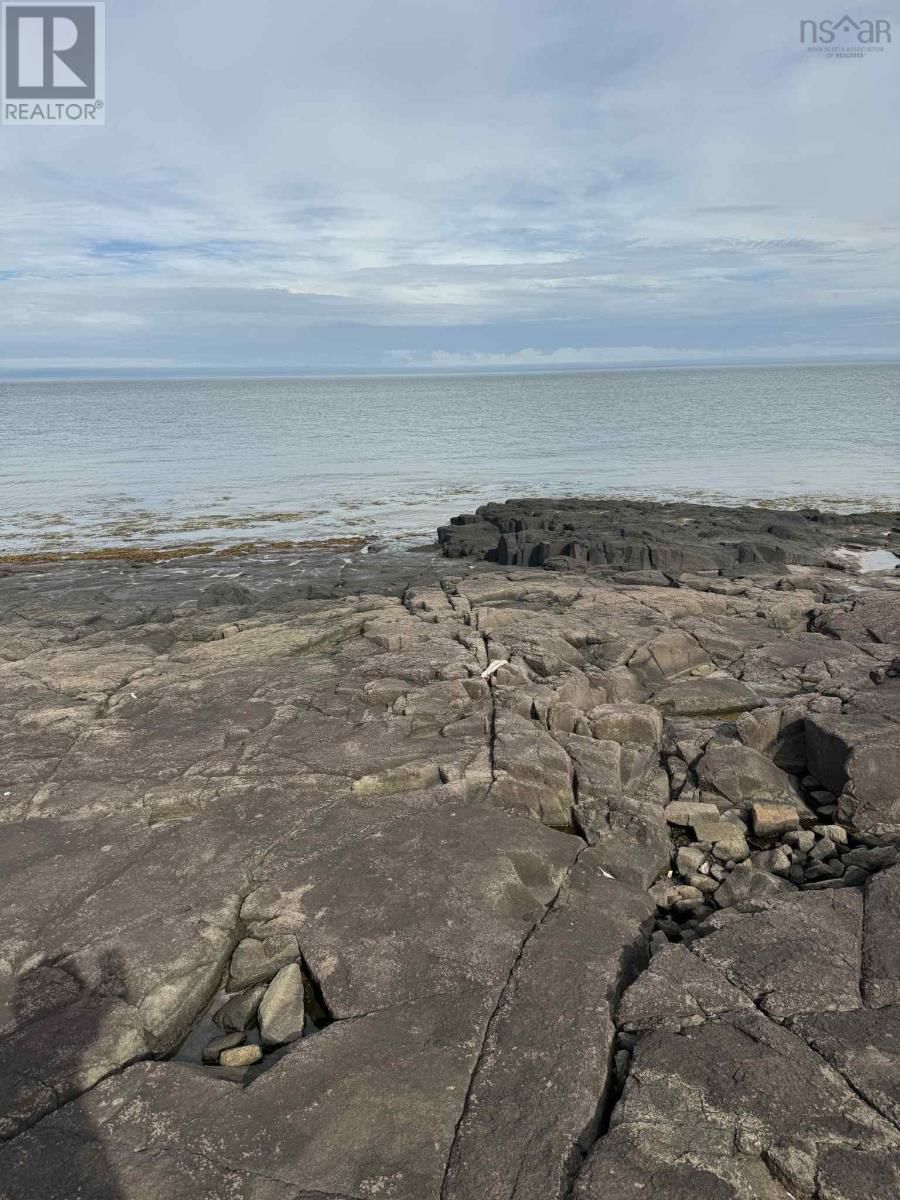 7115 SHORE ROAD W Image 18