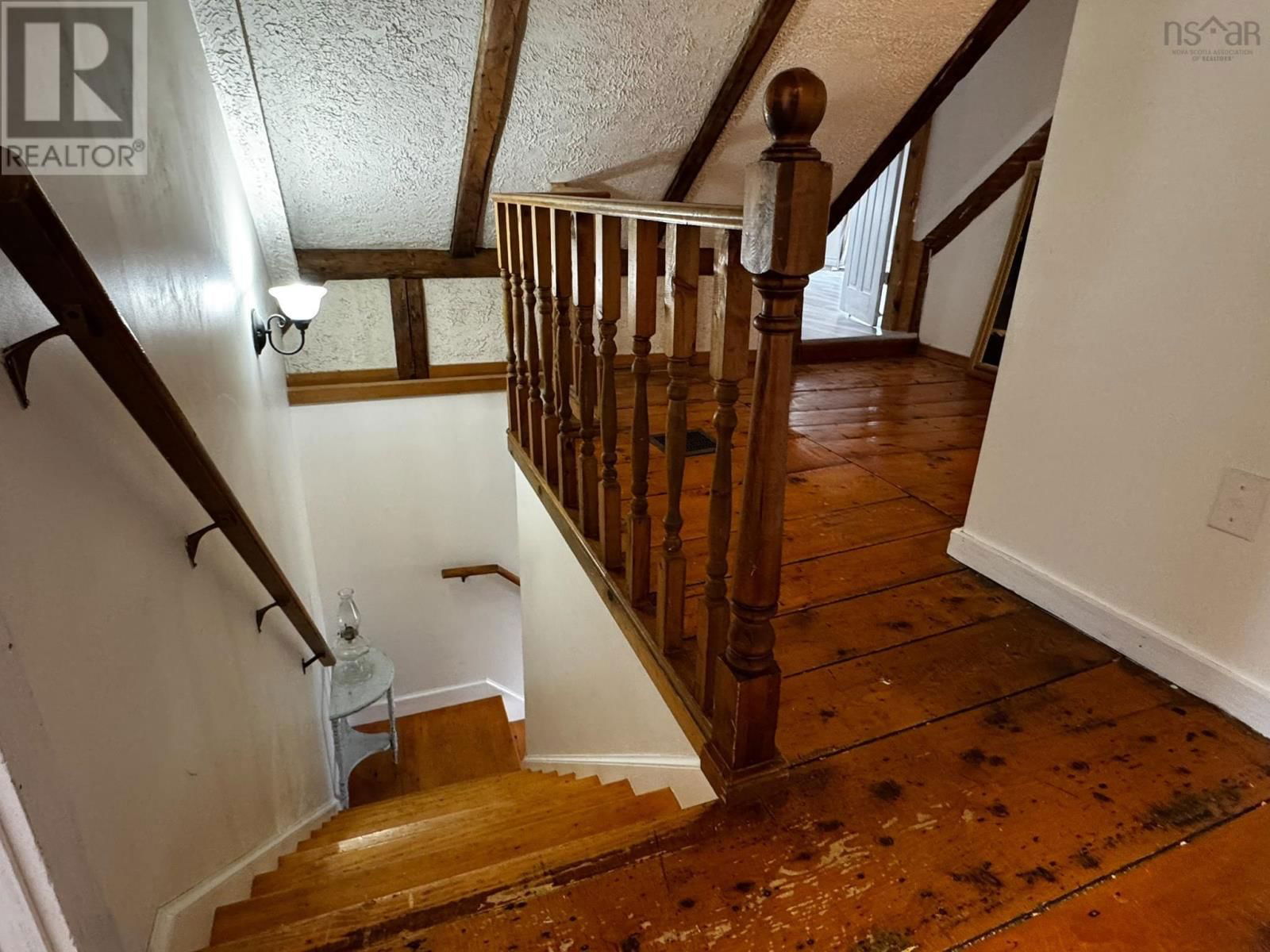 1816 MAIN SHORE ROAD Image 24