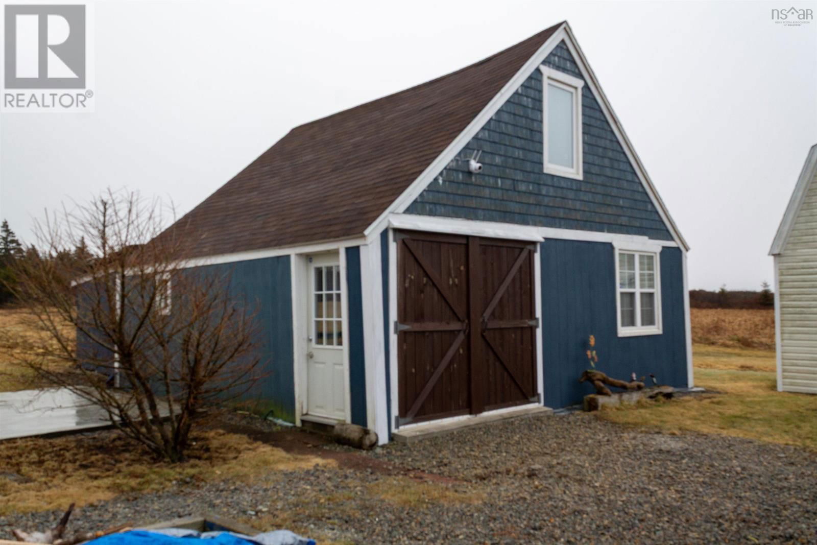 1816 MAIN SHORE ROAD Image 38