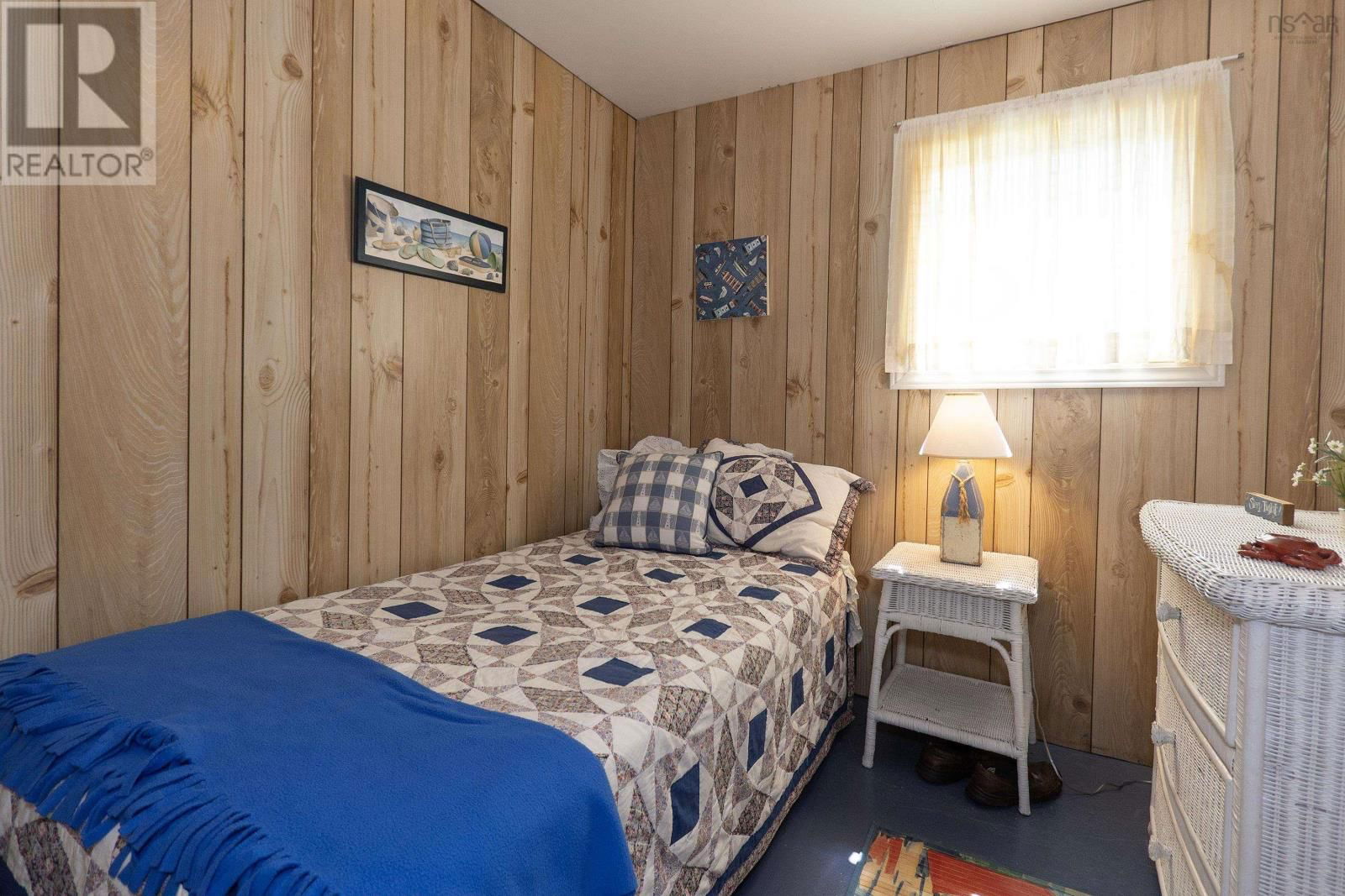 130 BEACH ROAD Image 21