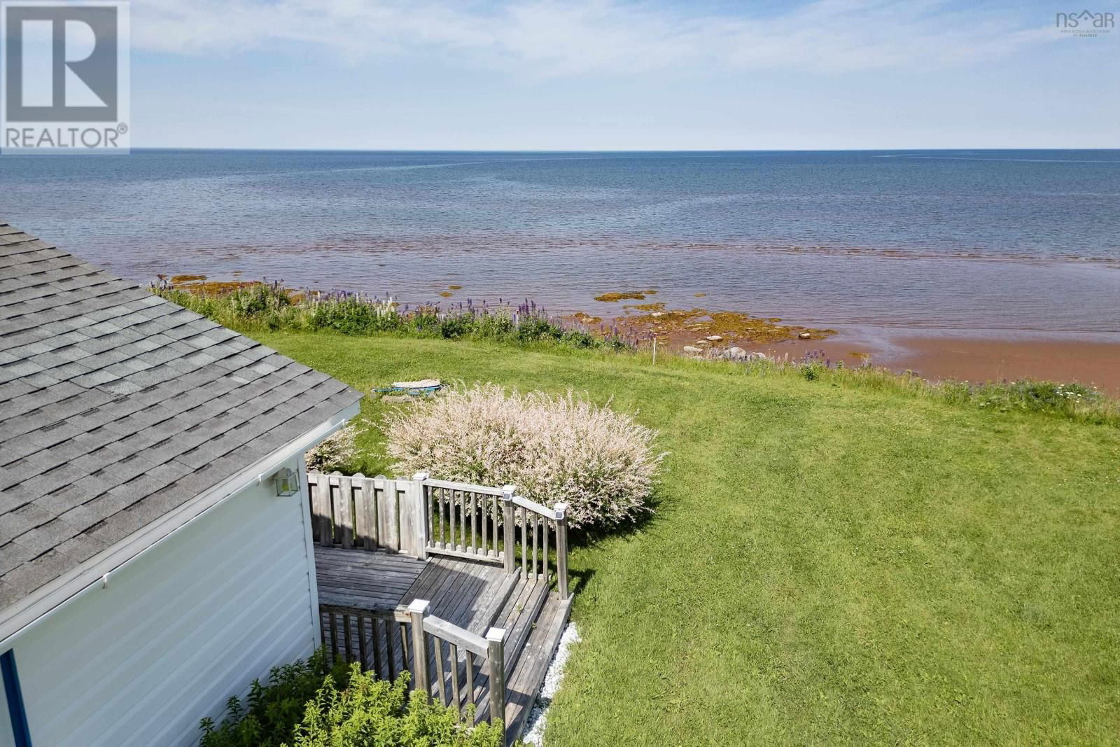 130 BEACH ROAD Image 26