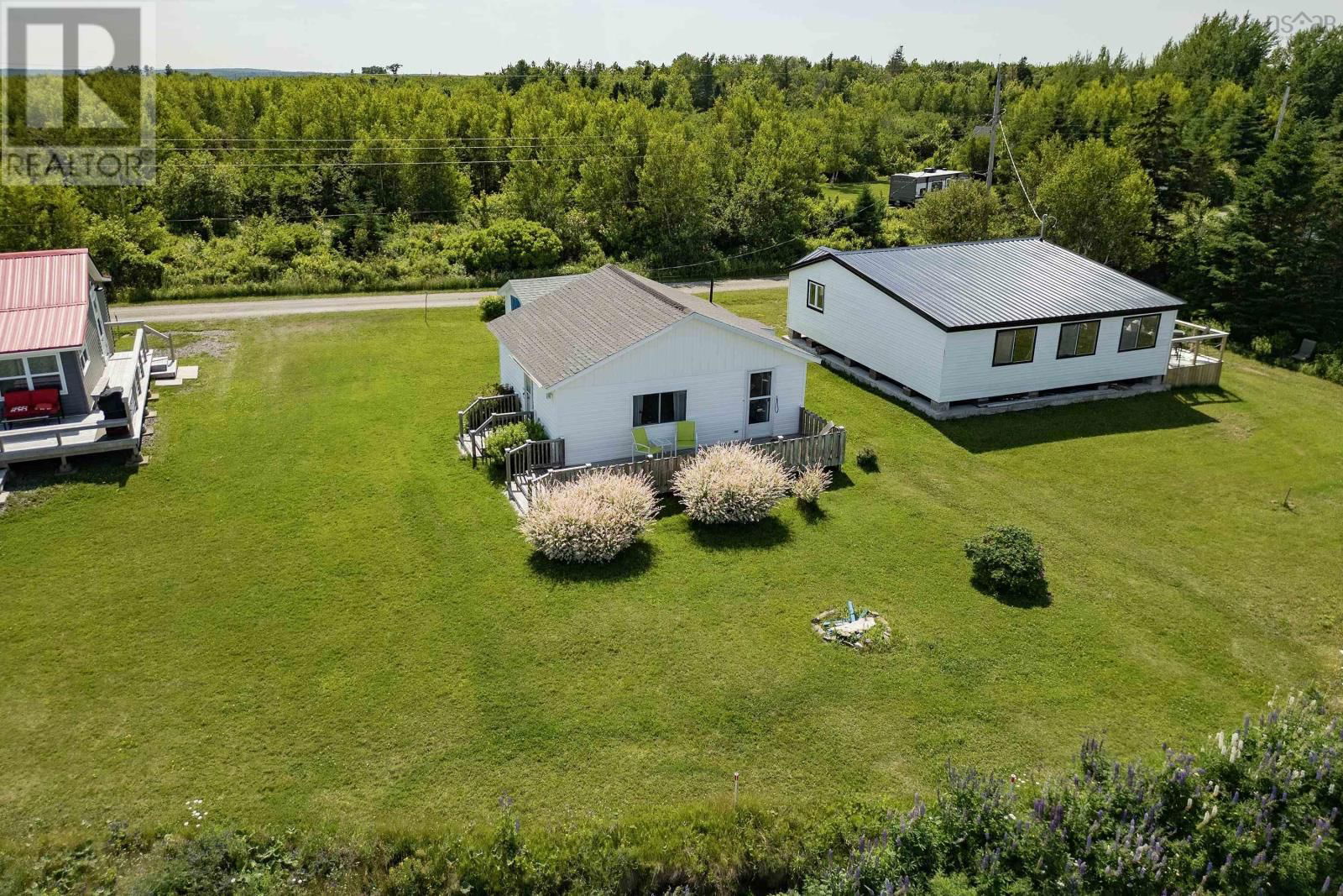 130 BEACH ROAD Image 29