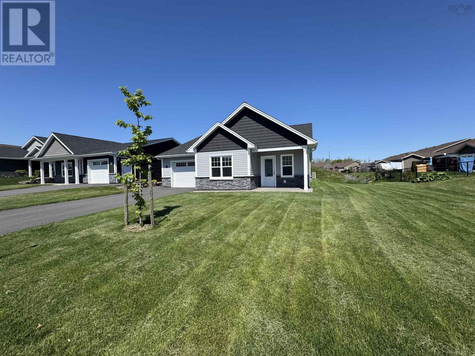 8 ELIZABETH AVENUE Image 1