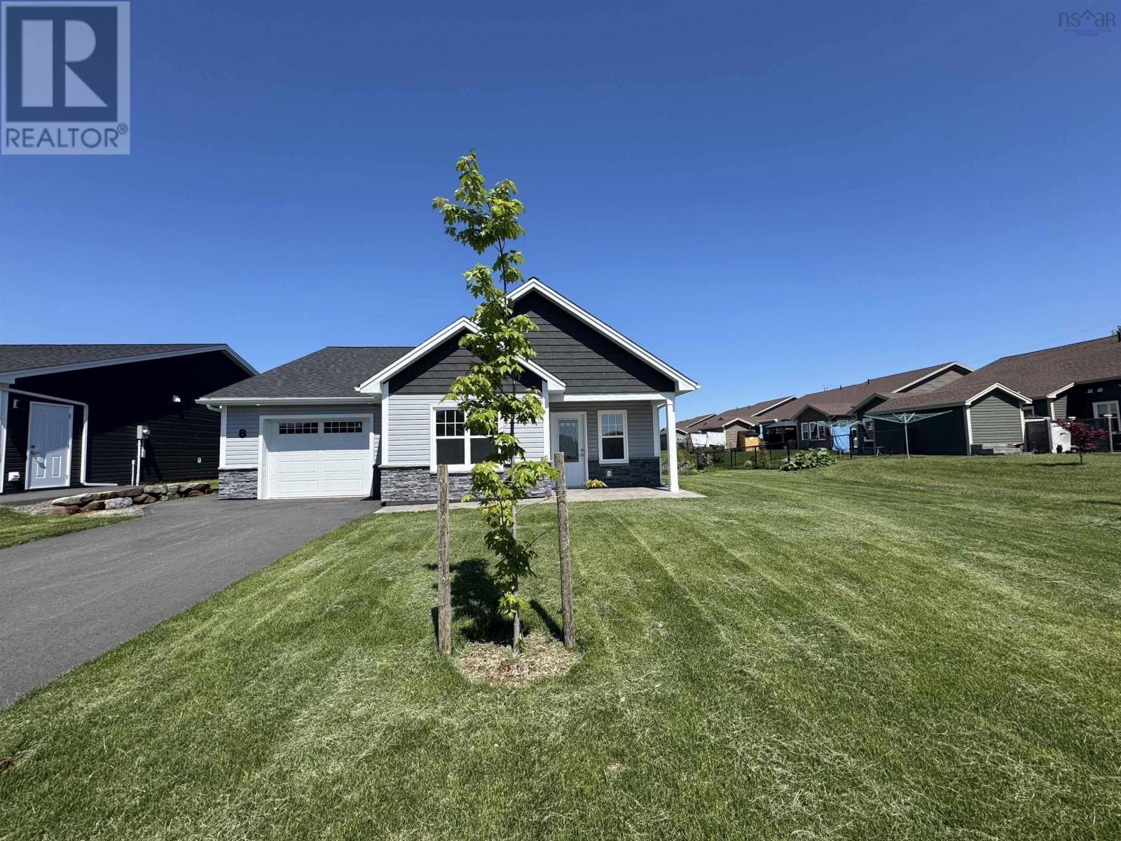 8 ELIZABETH AVENUE Image 2
