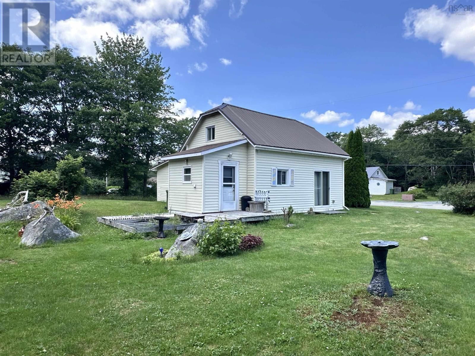 828 CENTRAL PORT MOUTON ROAD Image 16