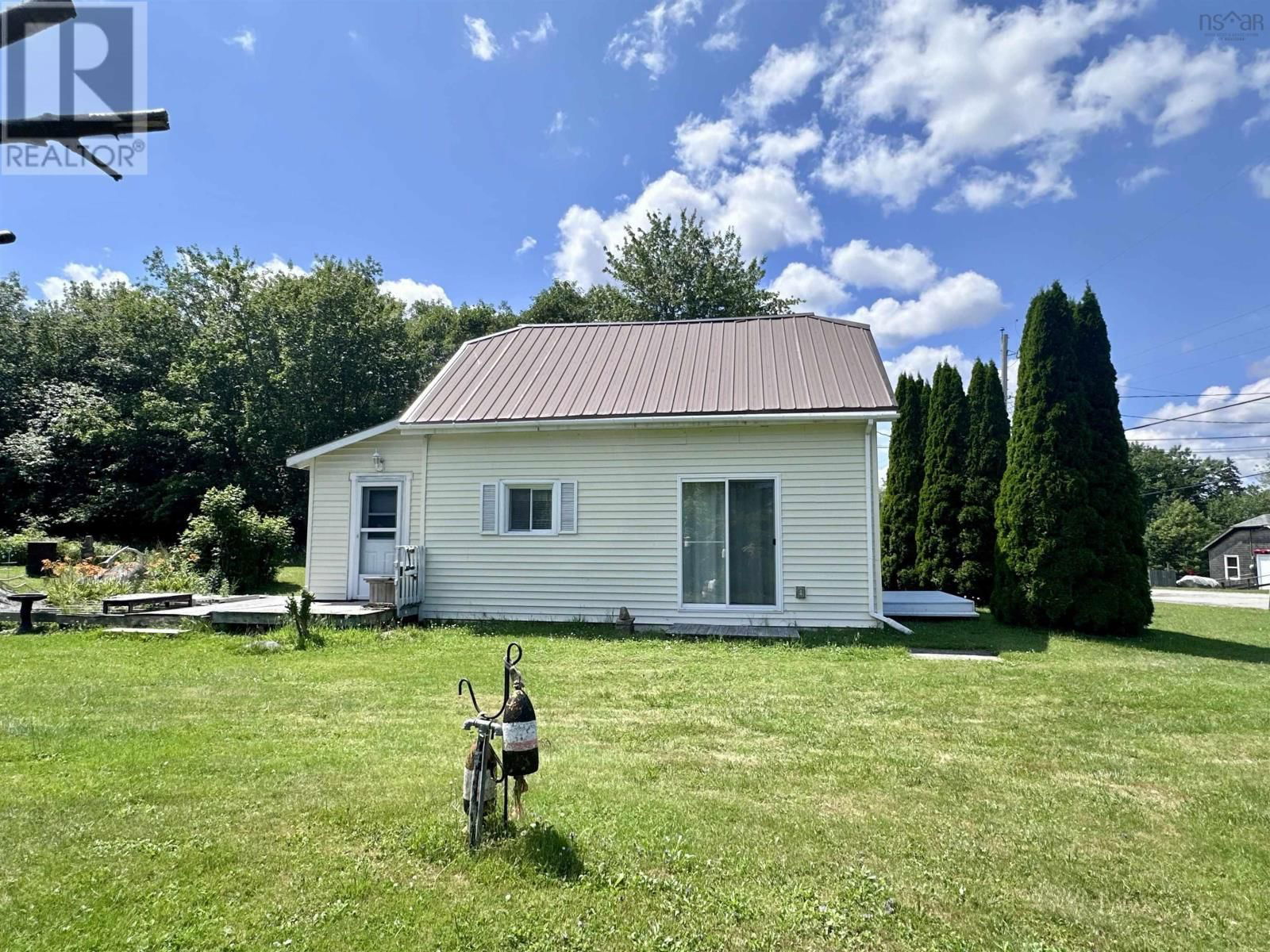 828 CENTRAL PORT MOUTON ROAD Image 17