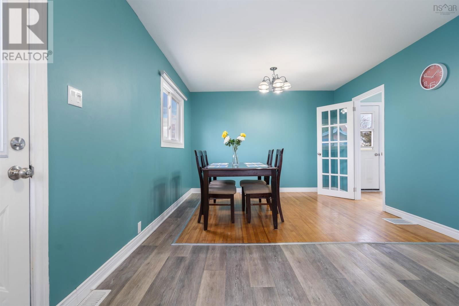 26 ELEVENTH STREET Image 12