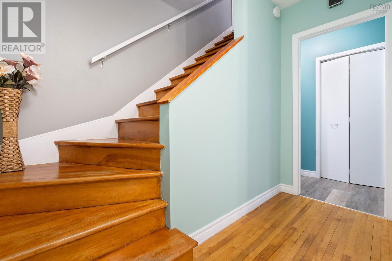 26 ELEVENTH STREET Image 14