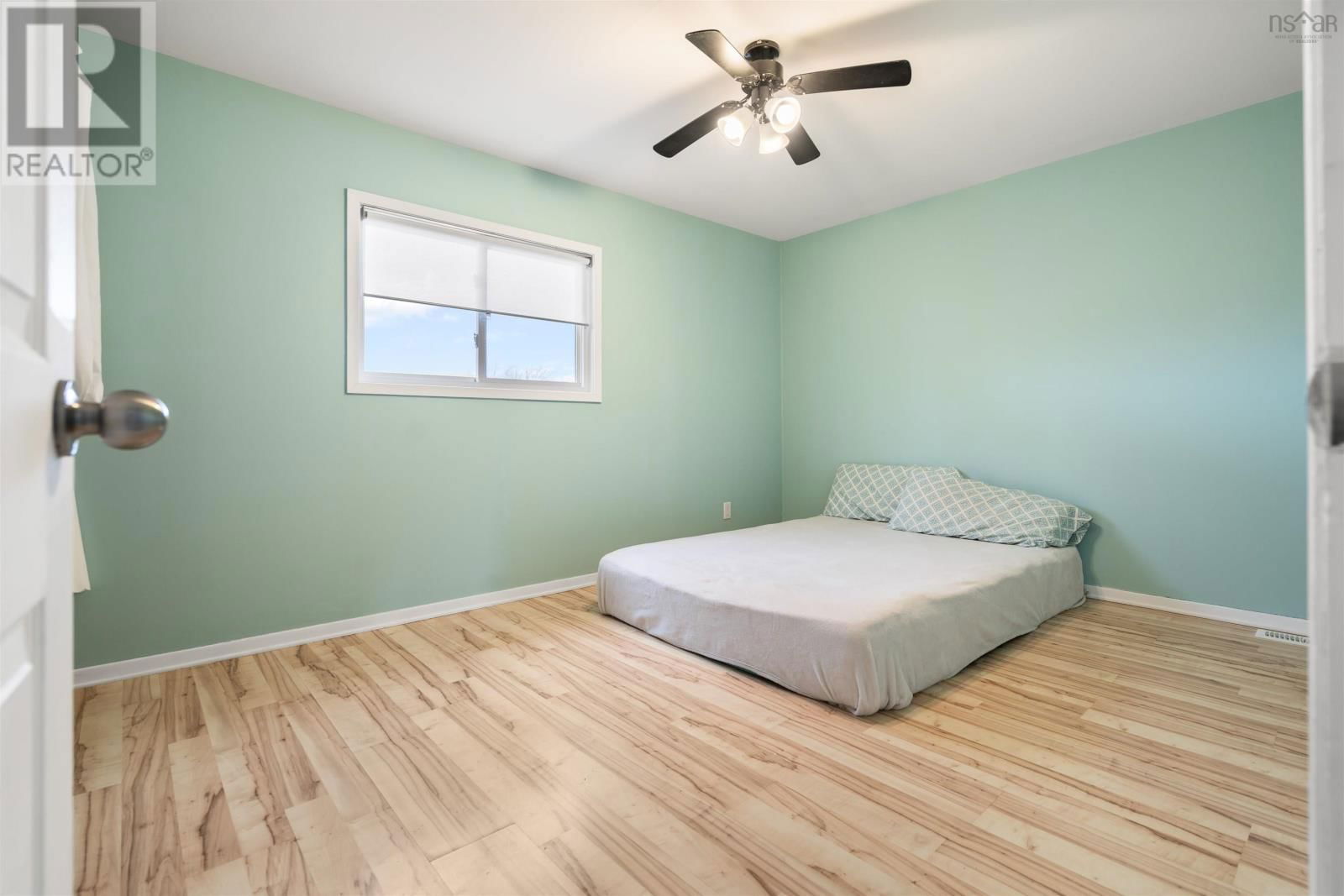 26 ELEVENTH STREET Image 20