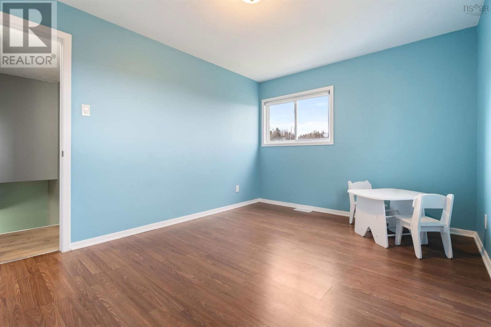 26 ELEVENTH STREET Image 23