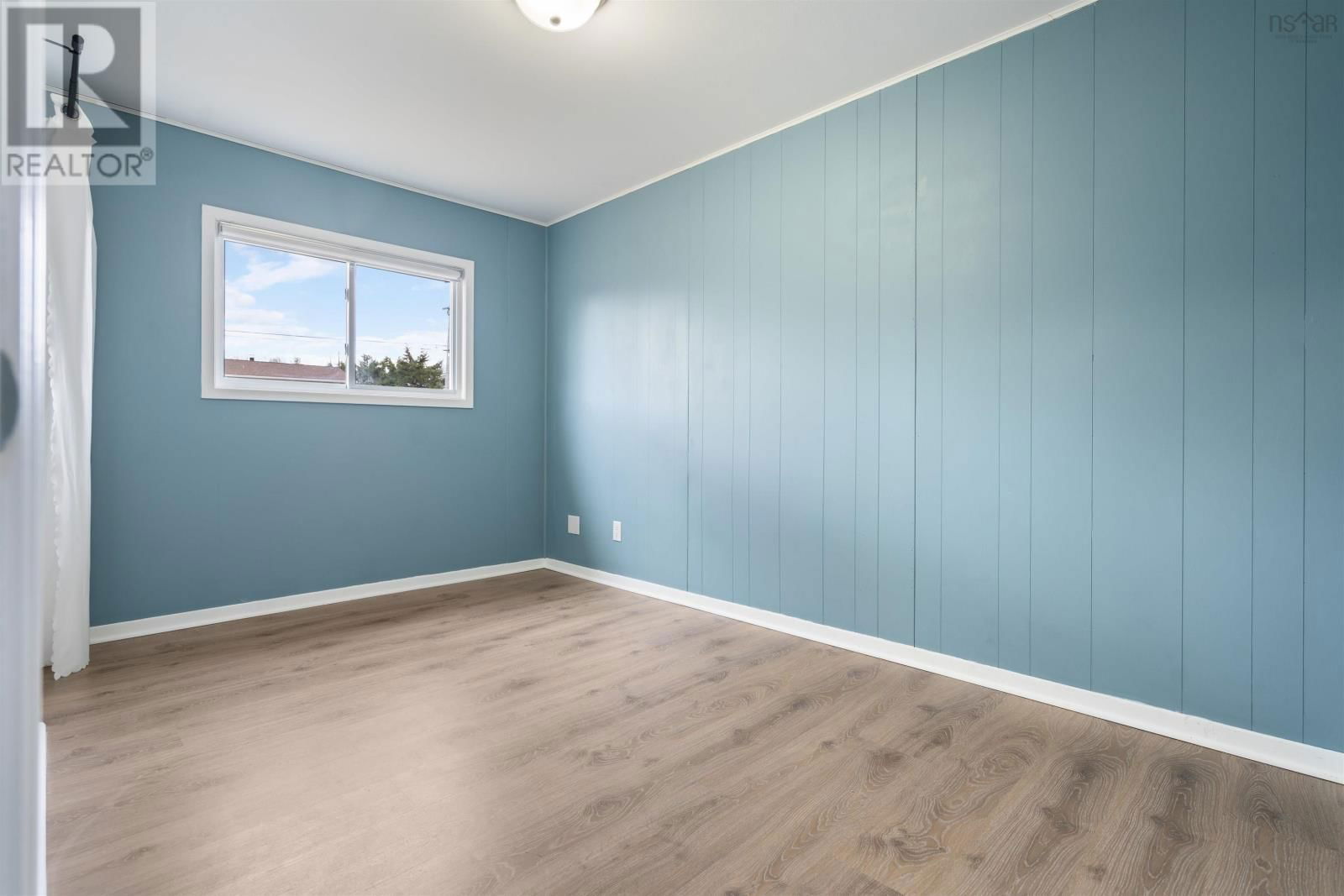 26 ELEVENTH STREET Image 27