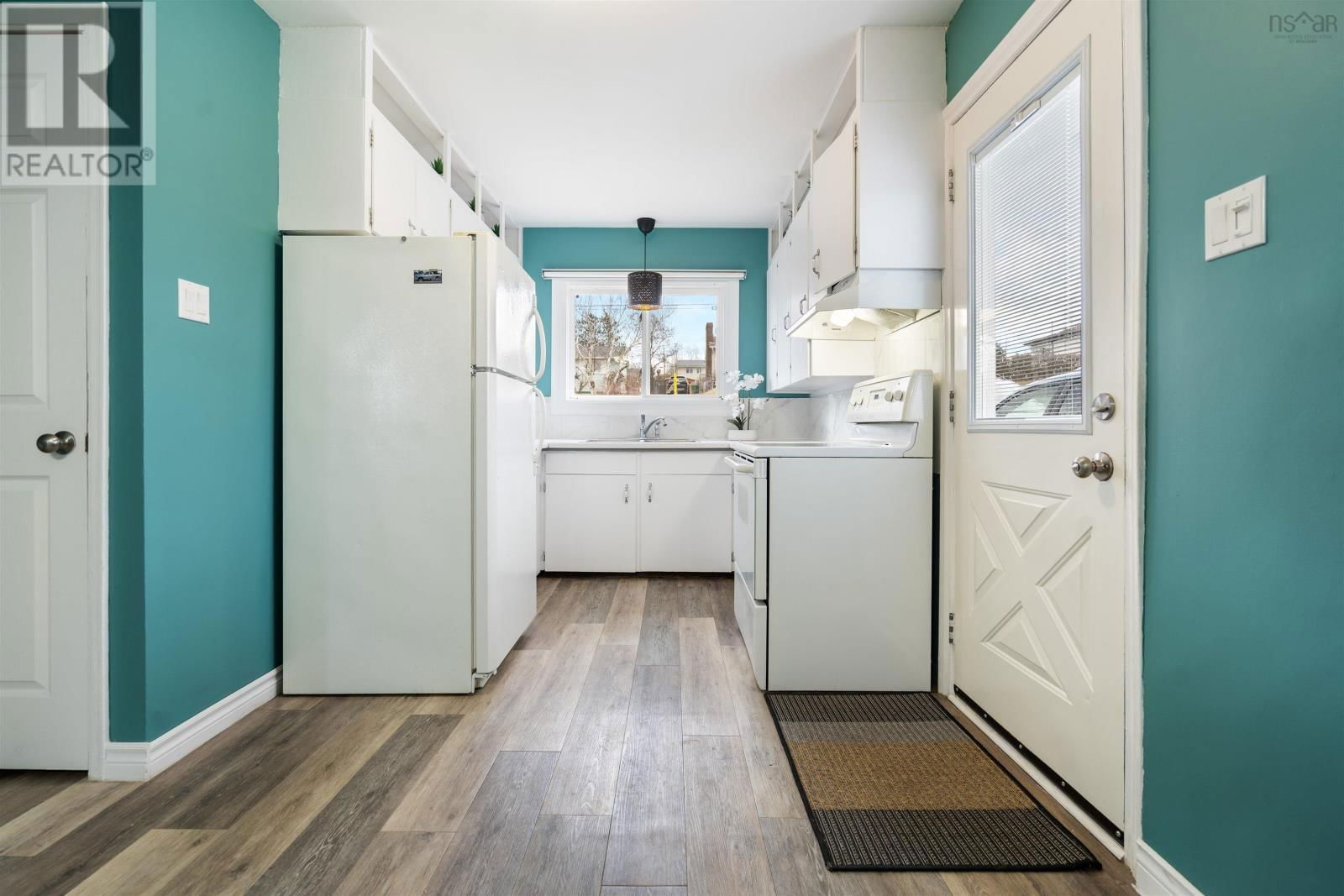 26 ELEVENTH STREET Image 7