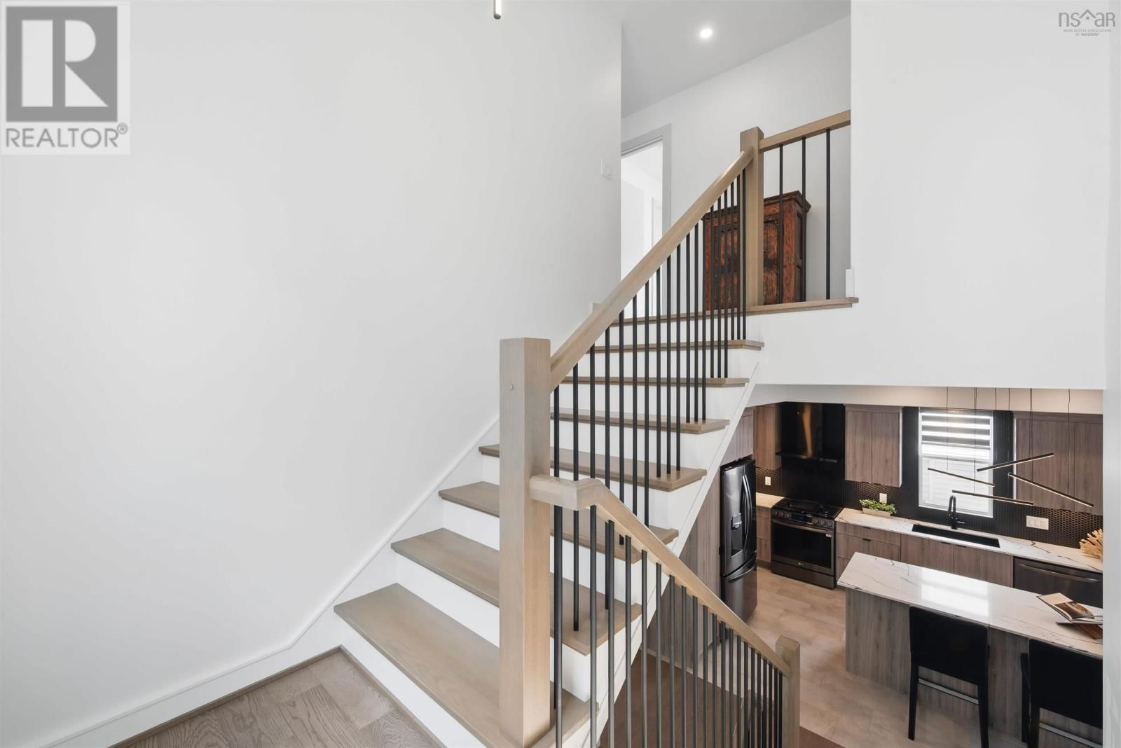25 PUNCHEON WAY Image 20