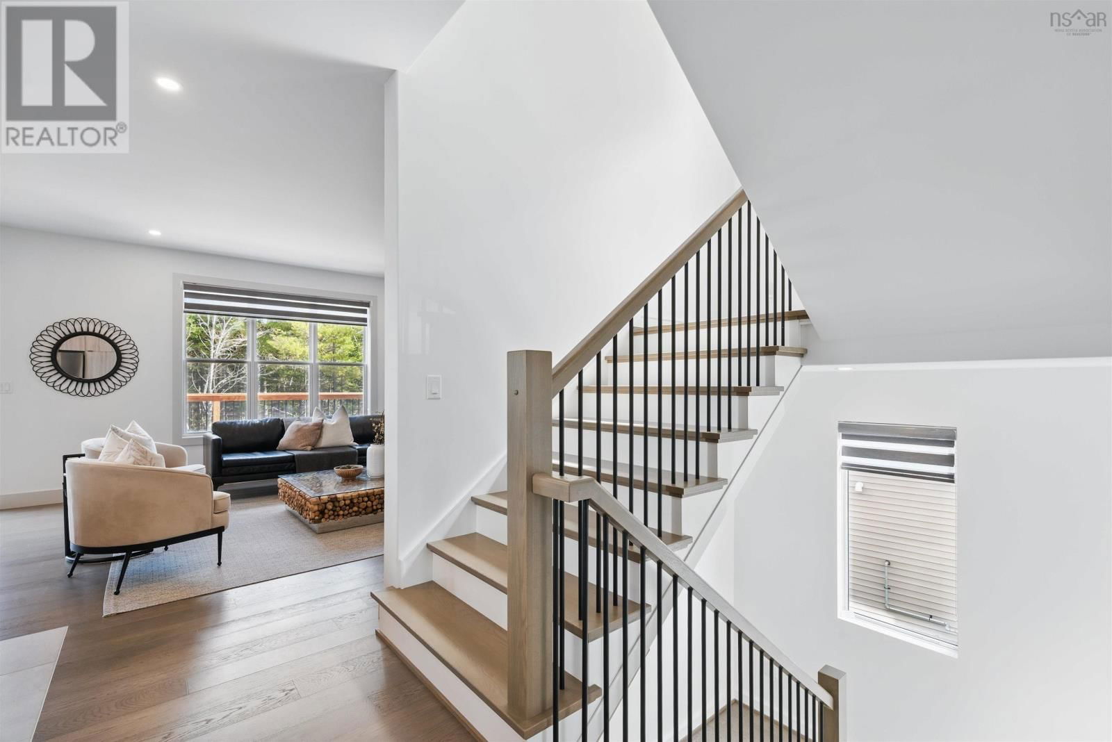 25 PUNCHEON WAY Image 4