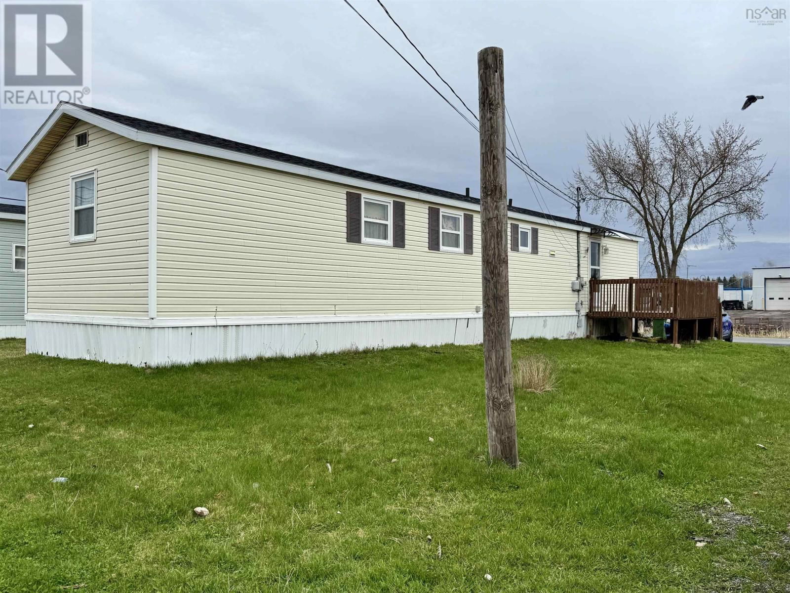 48 TWIN RIVERS TRAILER COURT Image 1