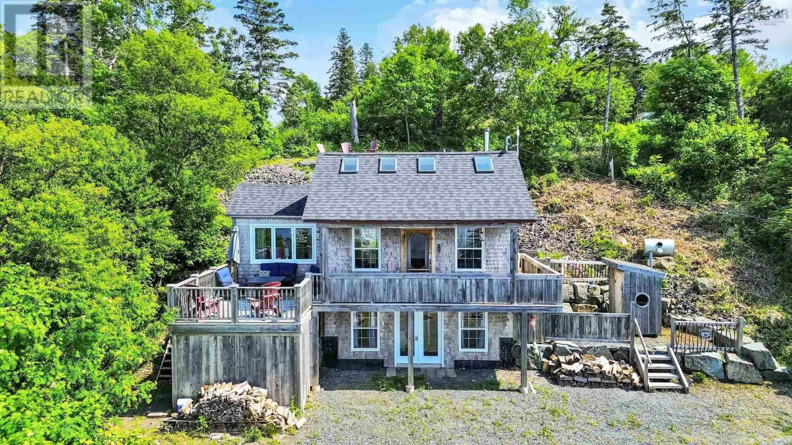 54 COVE ROAD Image 1