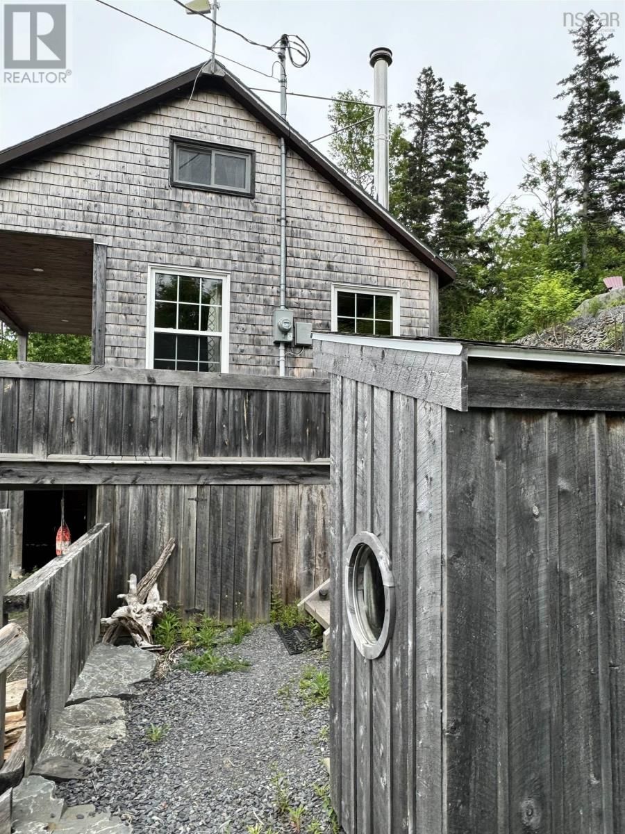 54 COVE ROAD Image 17