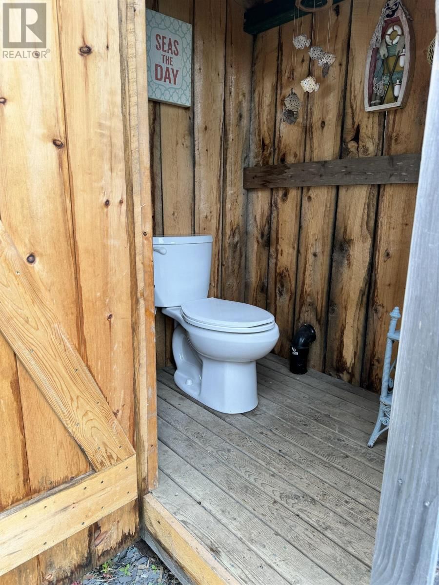 54 COVE ROAD Image 41