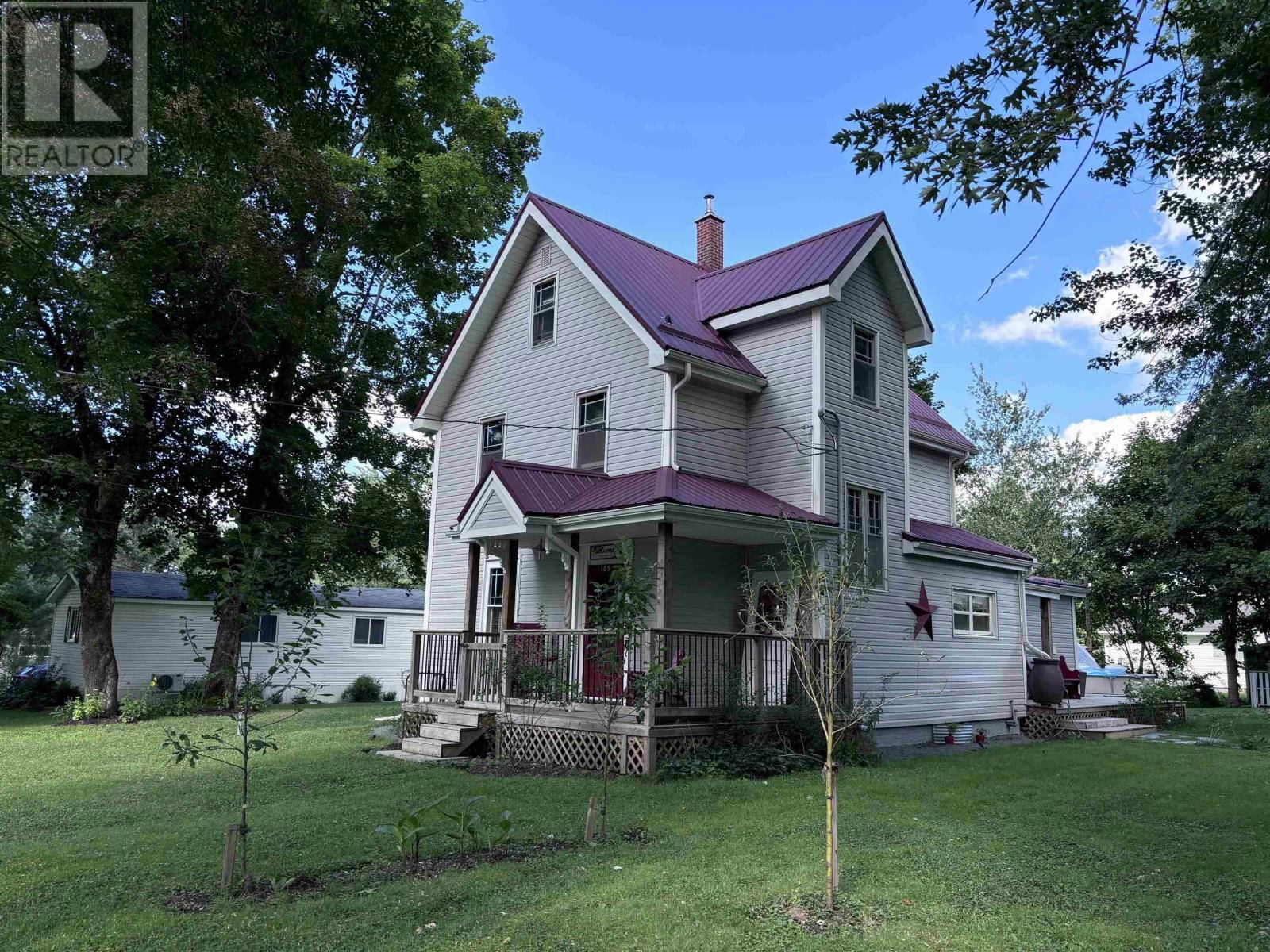 105 RIVERSIDE AVE Image 1