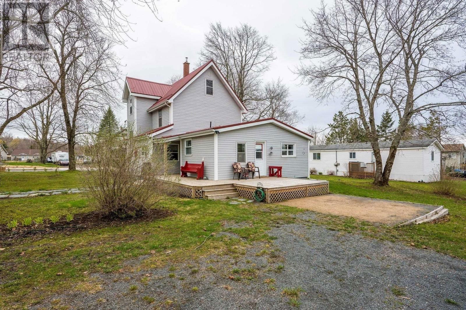 105 RIVERSIDE AVE Image 42
