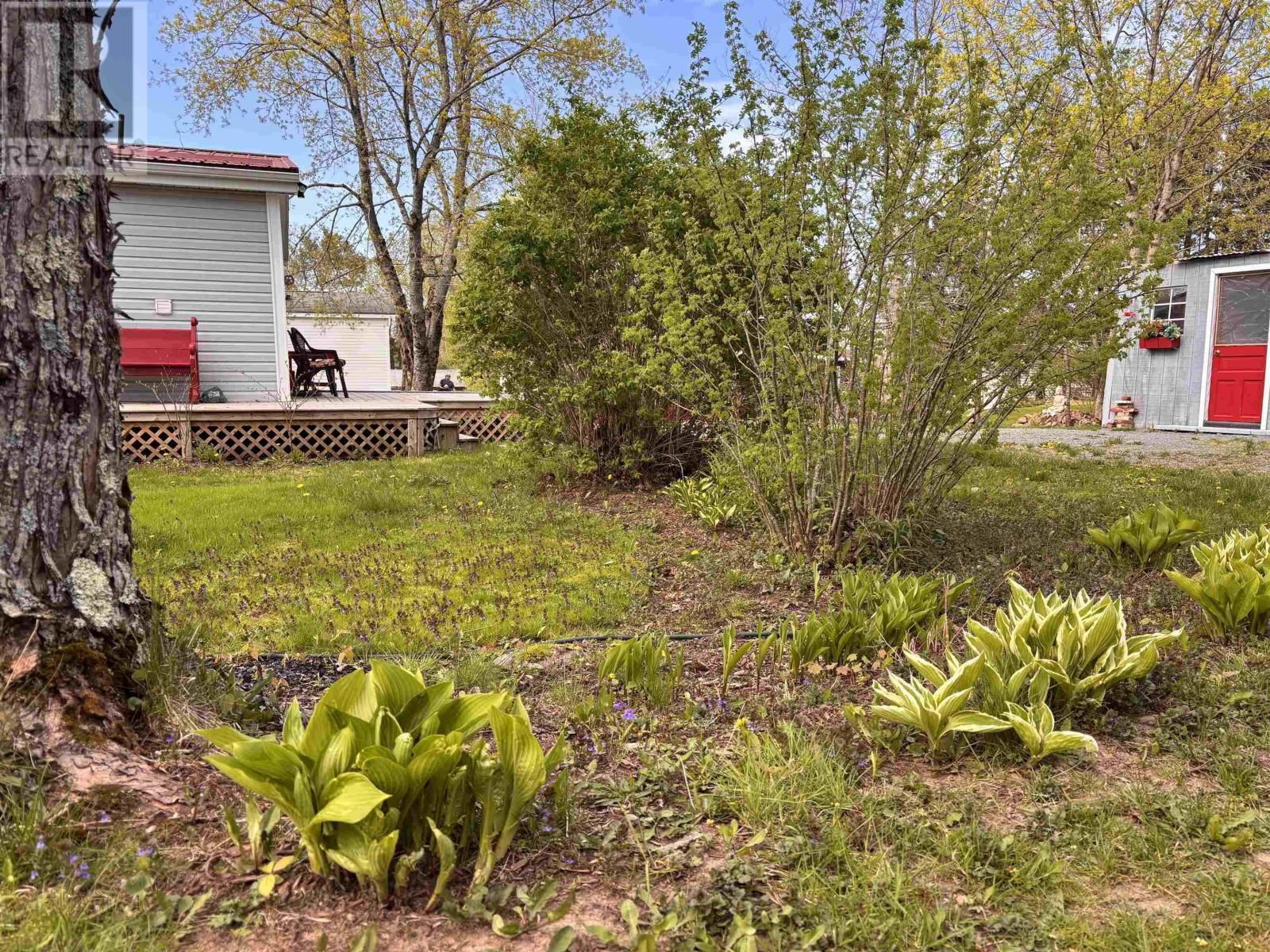 105 RIVERSIDE AVE Image 45