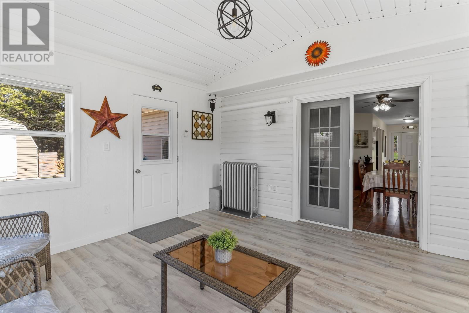 215 HIGGINS ROAD Image 25