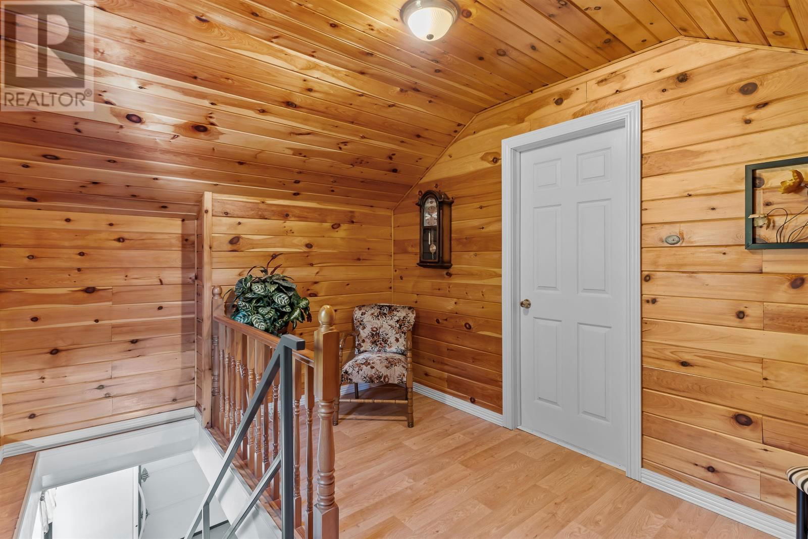 215 HIGGINS ROAD Image 32