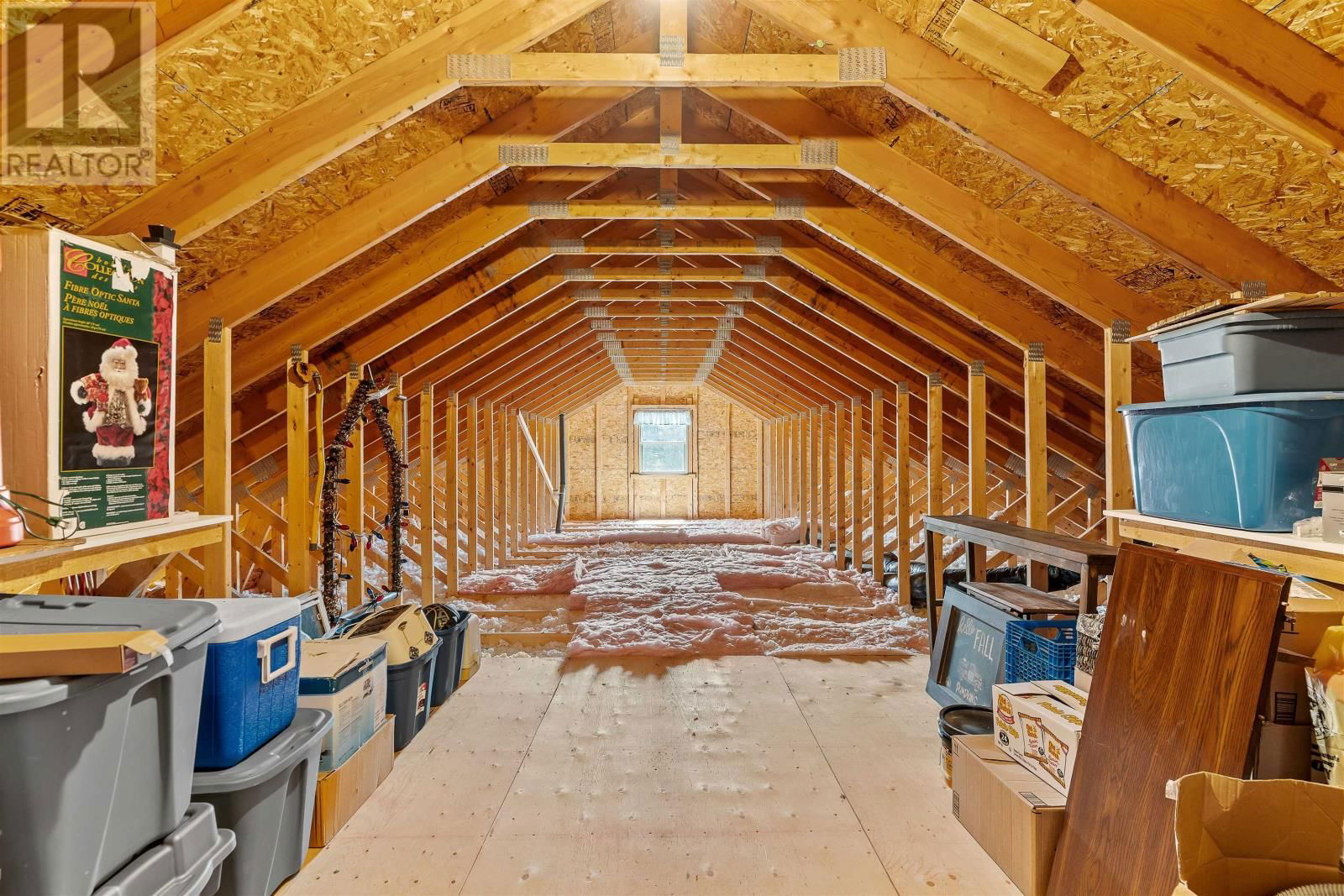 215 HIGGINS ROAD Image 33