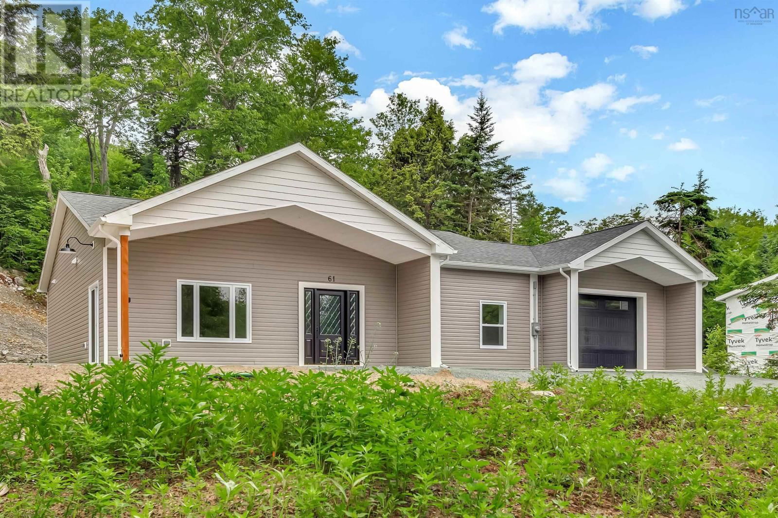 61 ARBOR HILL Image 1