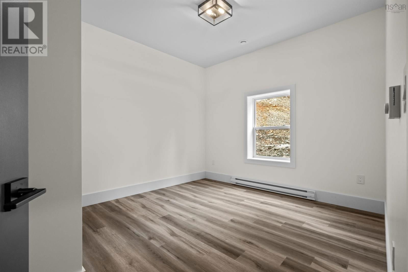 61 ARBOR HILL Image 37