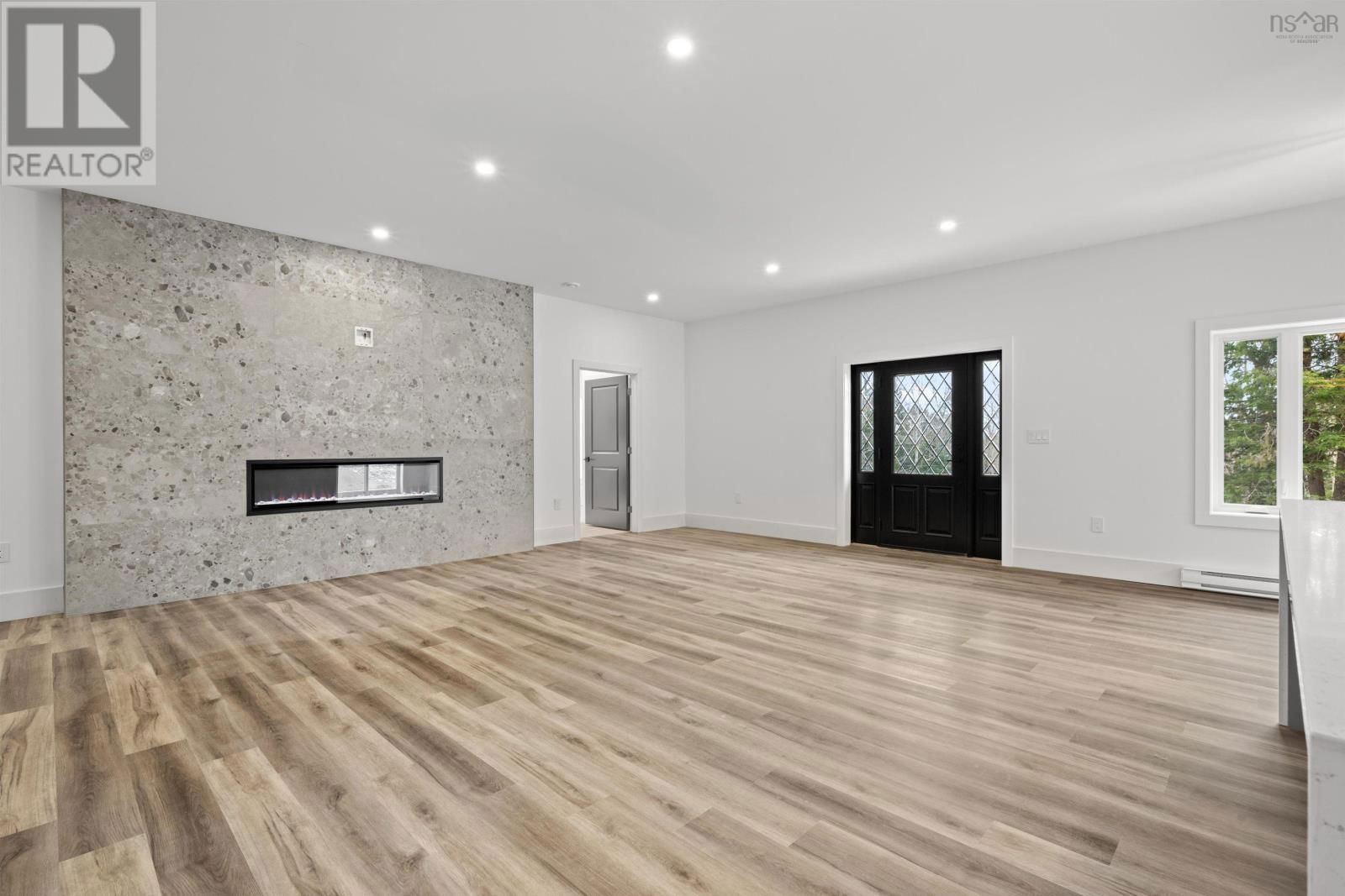 61 ARBOR HILL Image 5