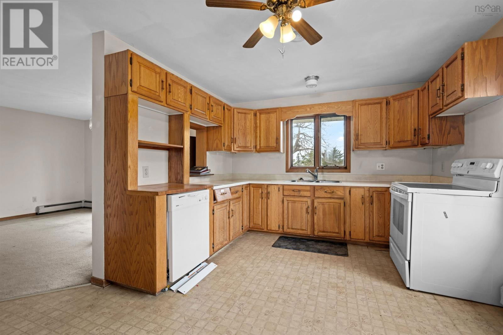 143 MURPHY Image 10