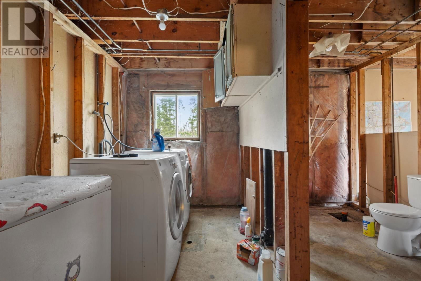 143 MURPHY Image 19
