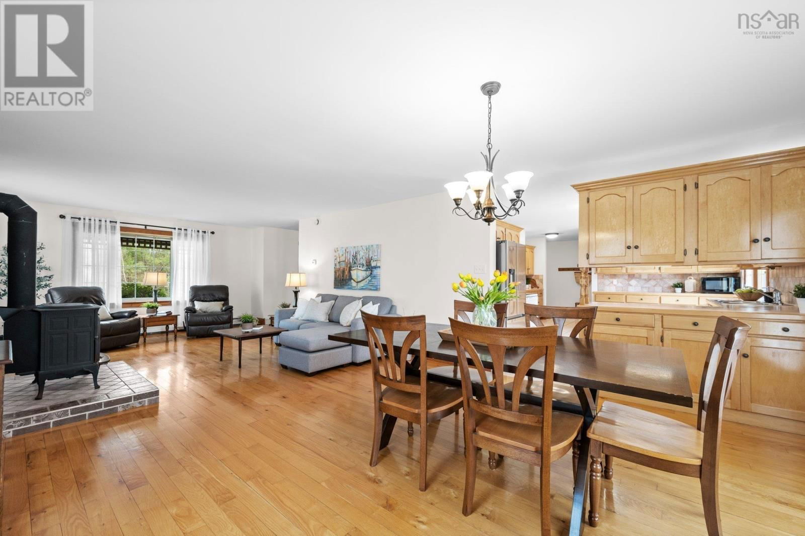 1502 EDITH DRIVE Image 13