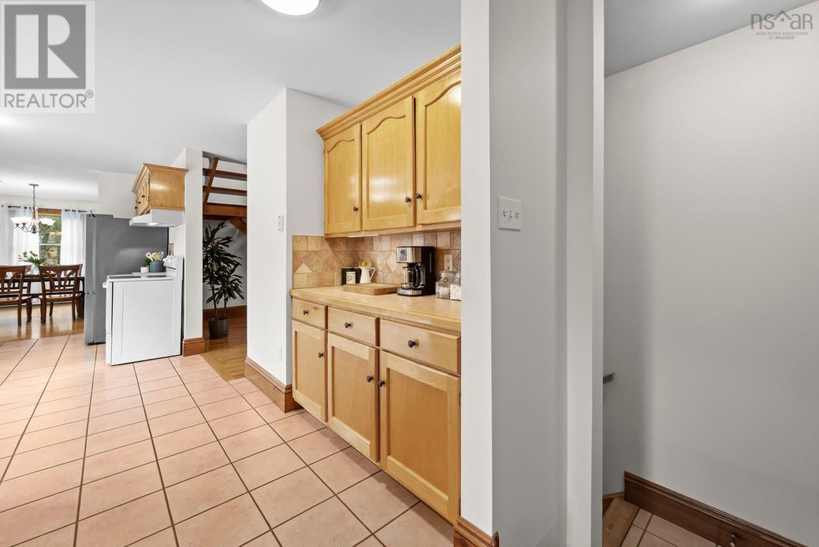 1502 EDITH DRIVE Image 37